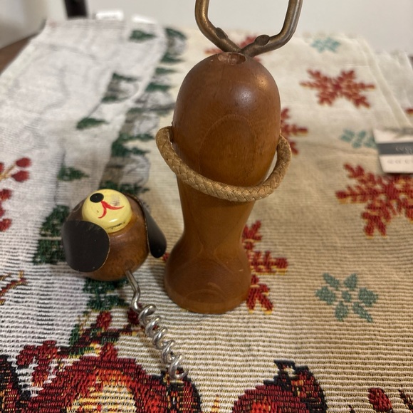 Vintage Wooden Dog Cork Screw and bottle opener - Picture 5 of 5